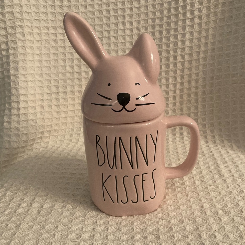Rae Dunn By Magenta Pink Winking Bunny Mug With Lid “Bunny Kisses” NWOT